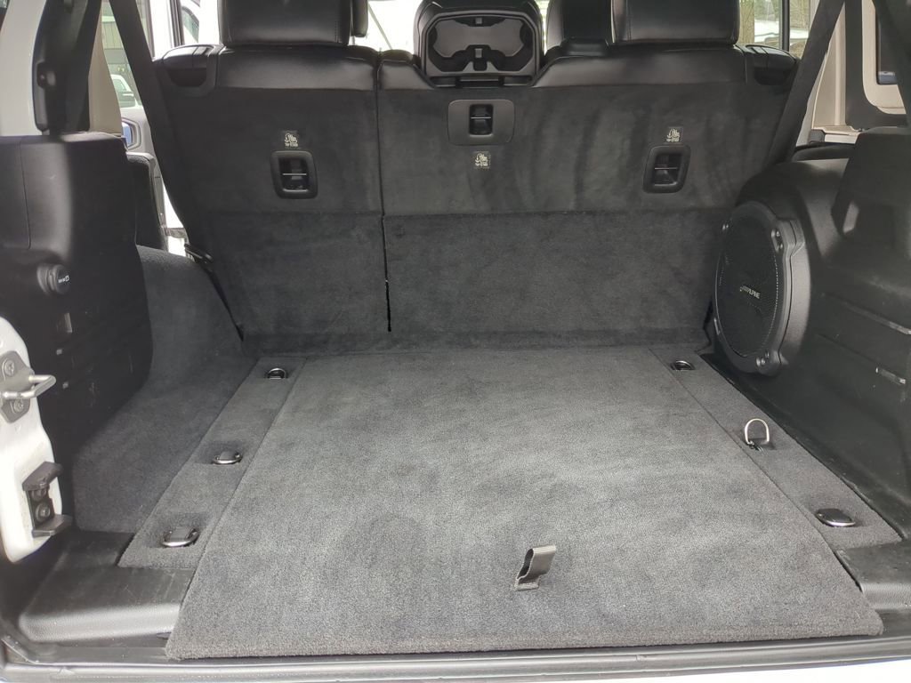 Used 2021 Jeep Wrangler Unlimited Sahara image 22