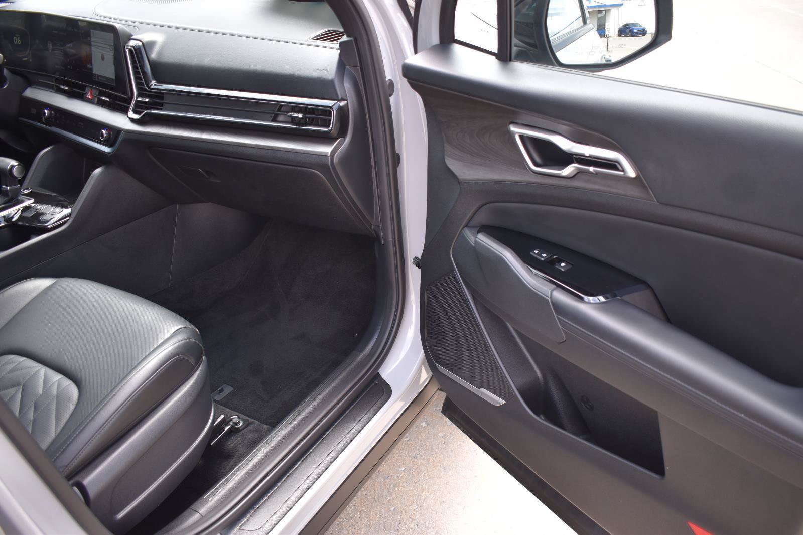 Used 2023 Kia Sportage X-Line AWD/4WD image 16
