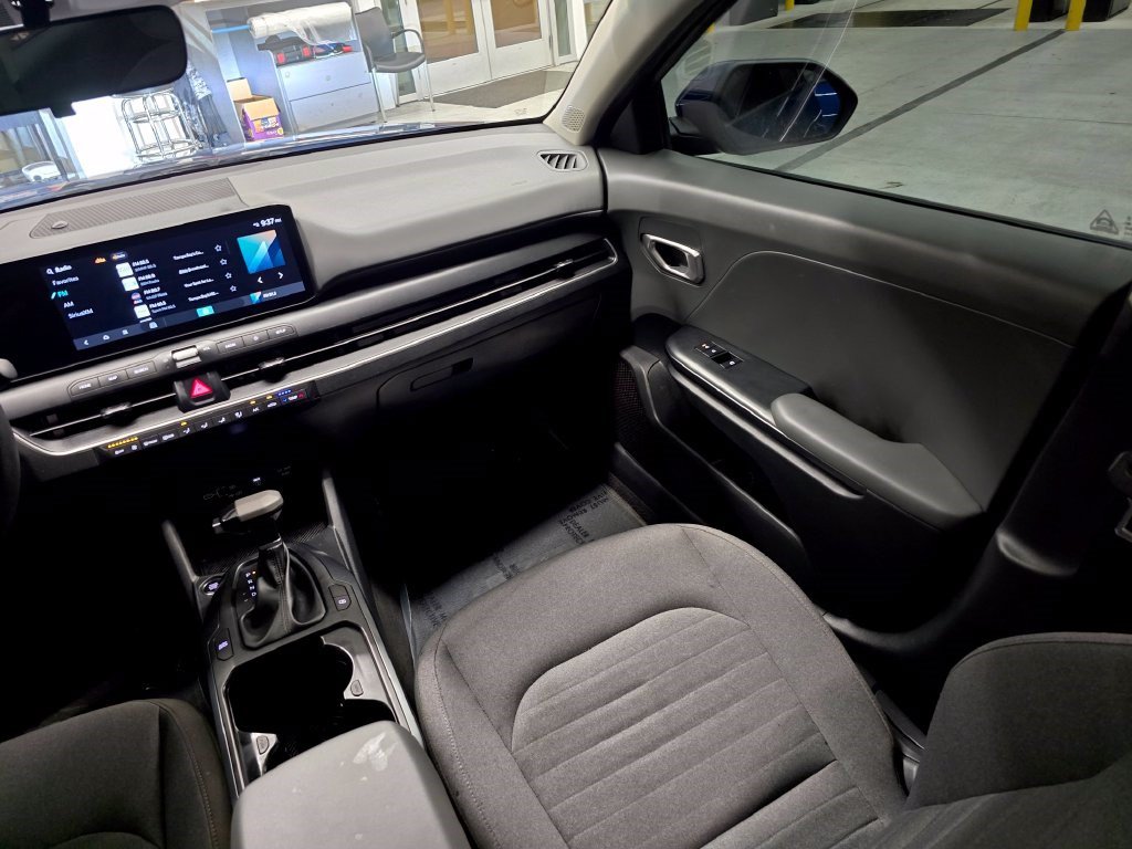 Used 2025 Kia K4 FWD image 33