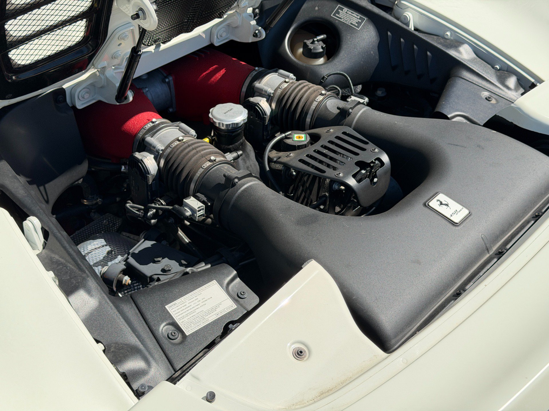 Used 2015 Ferrari 458 Spider RWD image 81