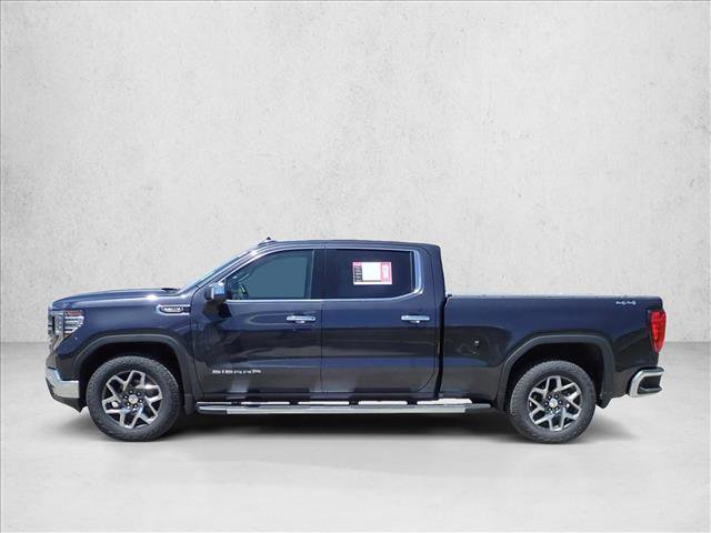 Used 2023 GMC Sierra 1500 SLT w/ SLT Premium Plus Package AWD/4WD image 2
