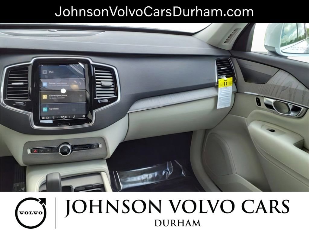 New 2025 Volvo XC90 B6 Plus w/ Protection Package Premier image 10