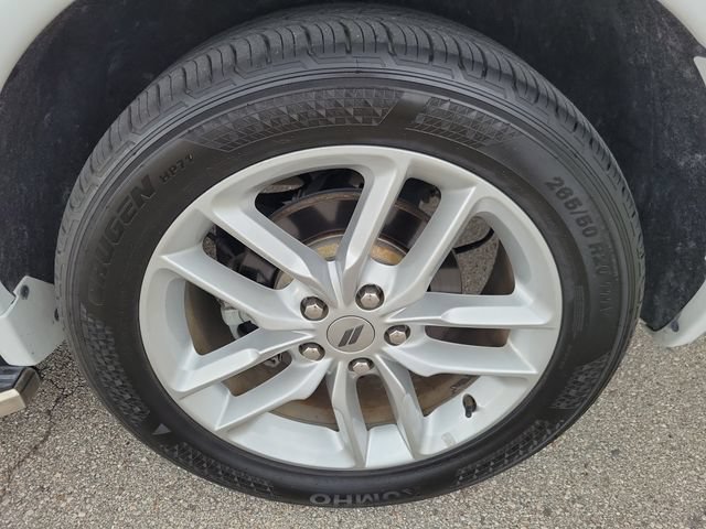 Used 2024 Dodge Durango GT RWD image 8
