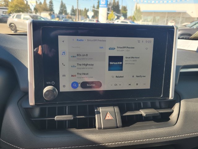 Used 2024 Toyota RAV4 XLE FWD image 23