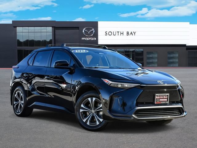 Used 2025 Toyota bZ4X FWD w/ Weather Package image 1