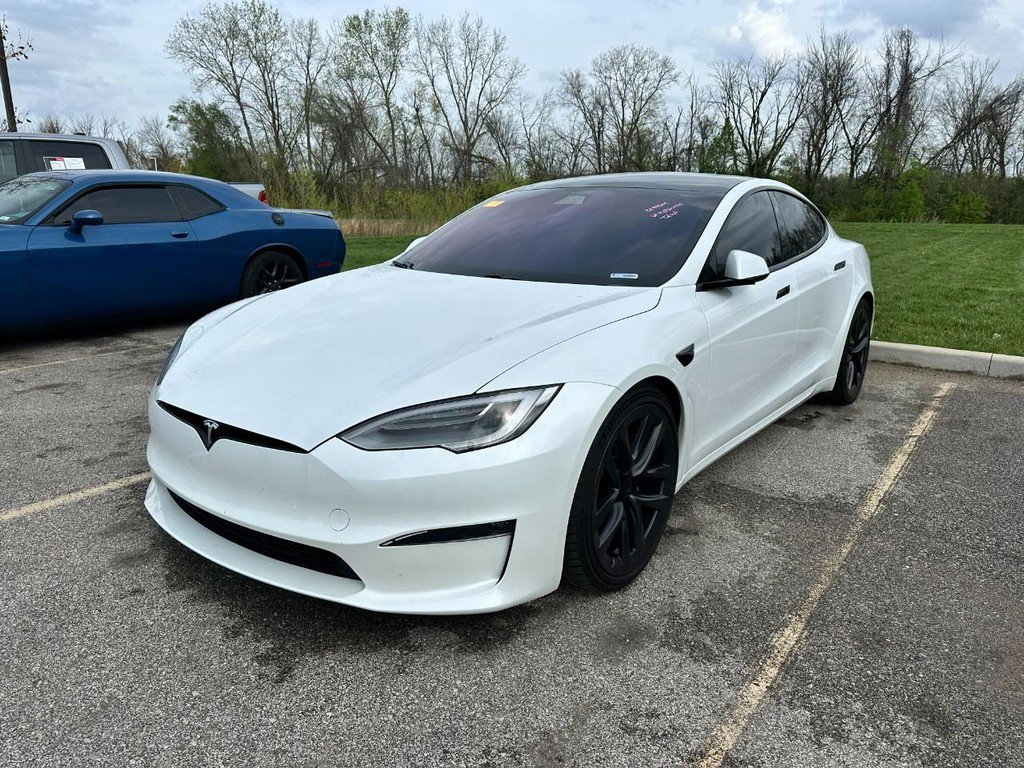 Used 2021 Tesla Model S Plaid image 1