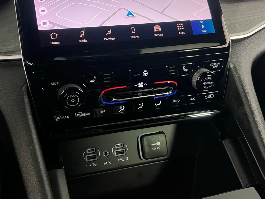 Used 2024 Jeep Grand Cherokee Limited image 16