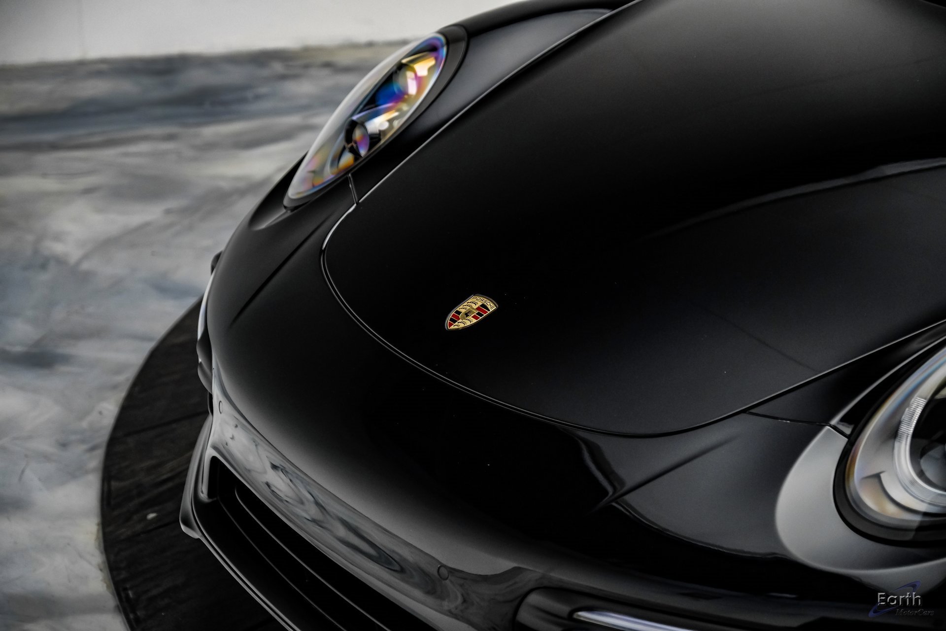 Used 2019 Porsche 911 Turbo image 36