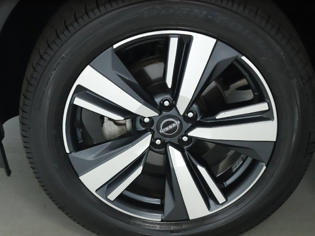 Certified 2023 Nissan Rogue SL w/ SL Premium Package AWD/4WD image 39