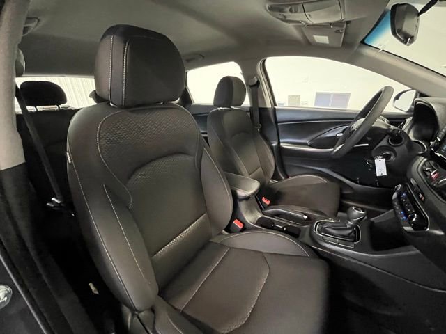 Used 2019 Hyundai Elantra GT image 9