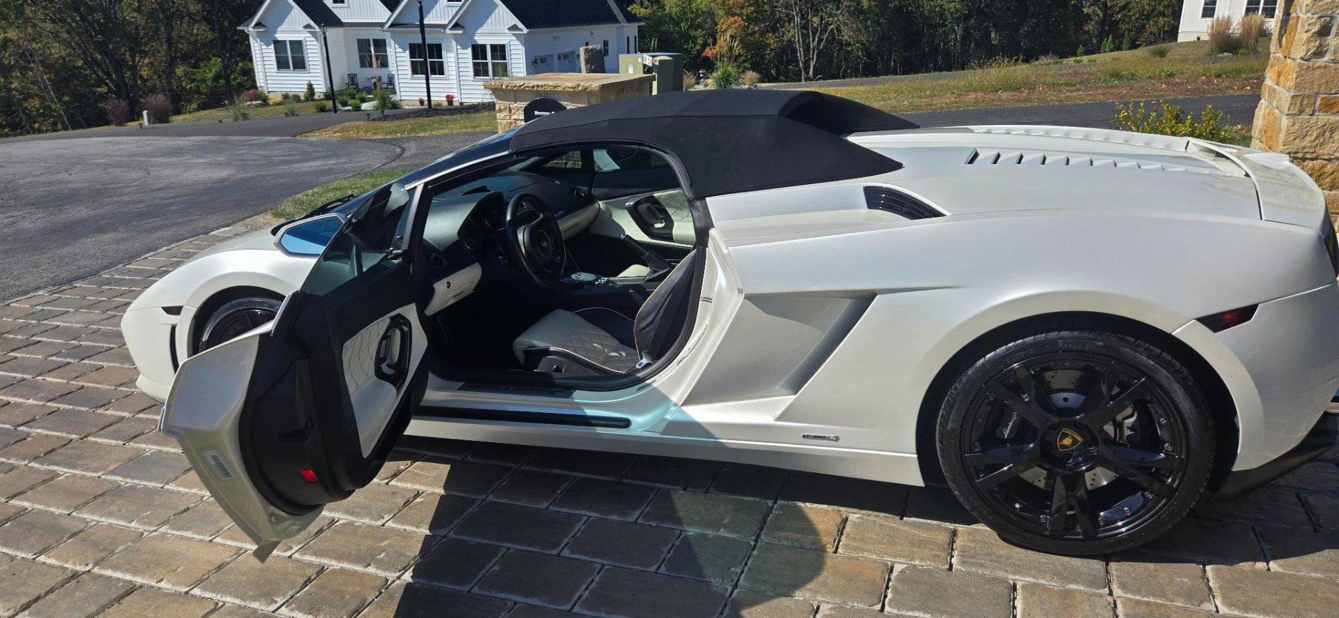 Used 2011 Lamborghini Gallardo LP 560-4 image 7