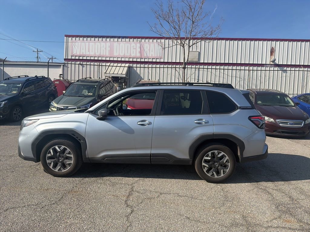Used 2026 Subaru Forester Premium image 9
