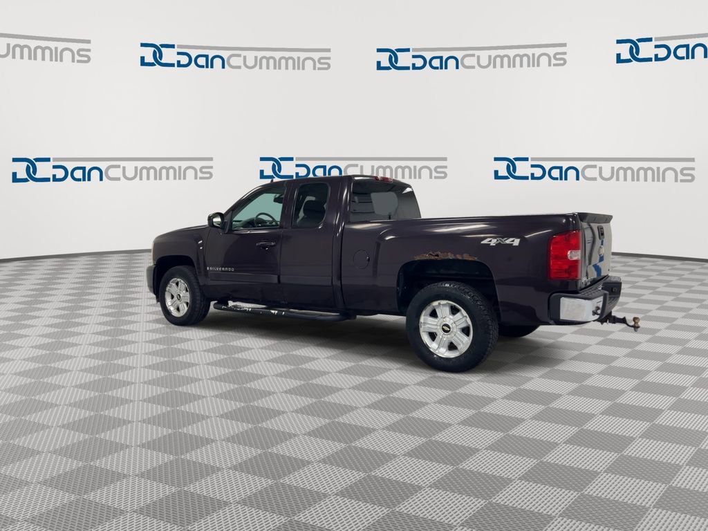 Used 2008 Chevrolet Silverado 1500 LTZ w/ Suspension Package, Off-Road AWD/4WD image 6