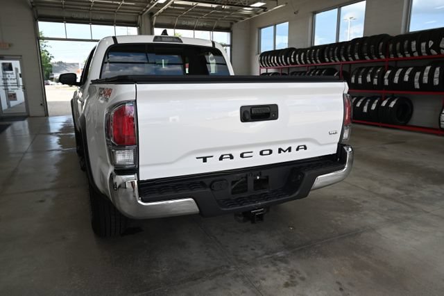 Used 2023 Toyota Tacoma TRD Off-Road AWD/4WD image 7