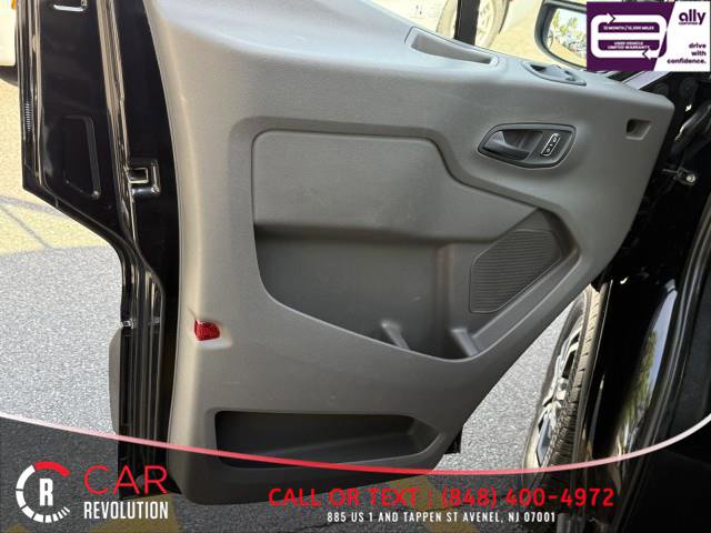 Used 2024 Ford Transit 350 XL image 39