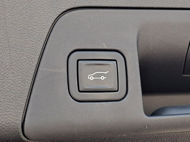 Used 2023 Buick Envision Essence w/ Sport Touring Package FWD image 30