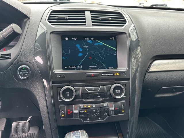 Used 2018 Ford Explorer XLT w/ Equipment Group 202A image 19