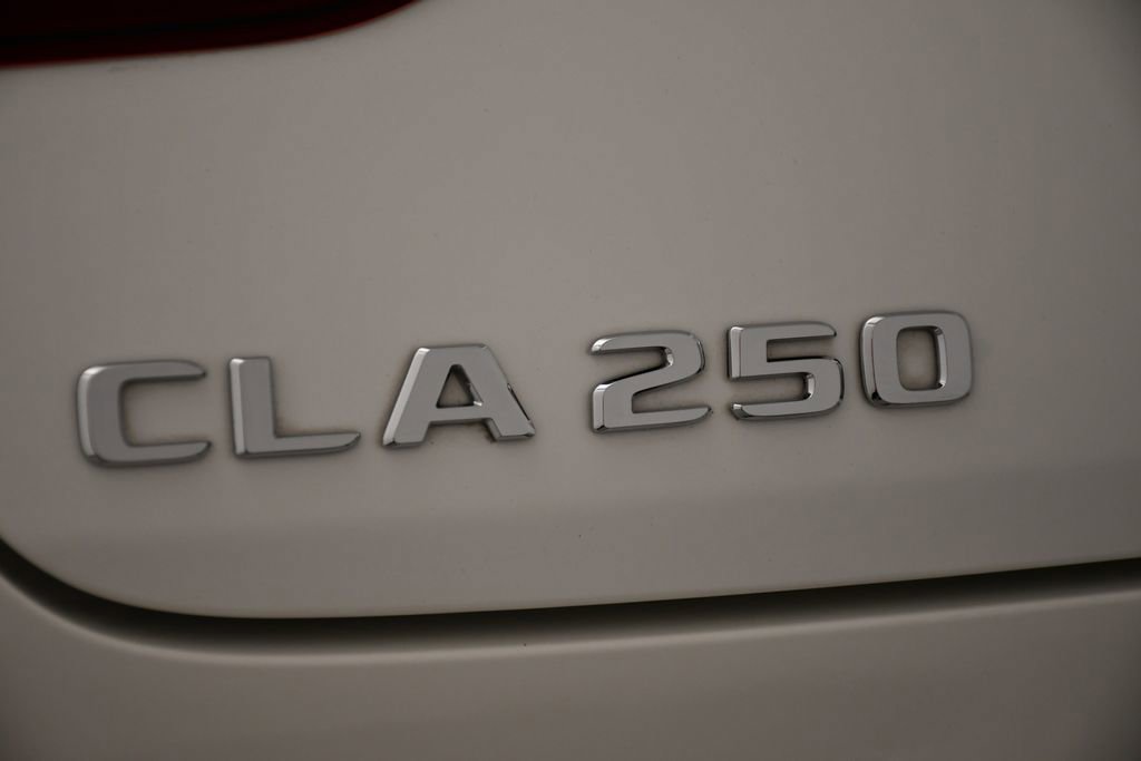 Used 2023 Mercedes-Benz CLA 250 CLA 250 image 9
