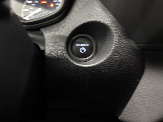 Used 2024 Toyota Corolla Cross SE image 20