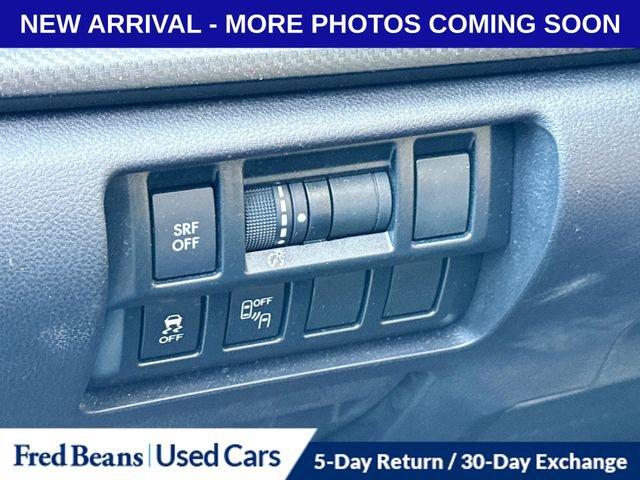 Used 2017 Subaru Impreza 2.0i Premium w/ BSD & Rcta/SRF/Eyesight image 12