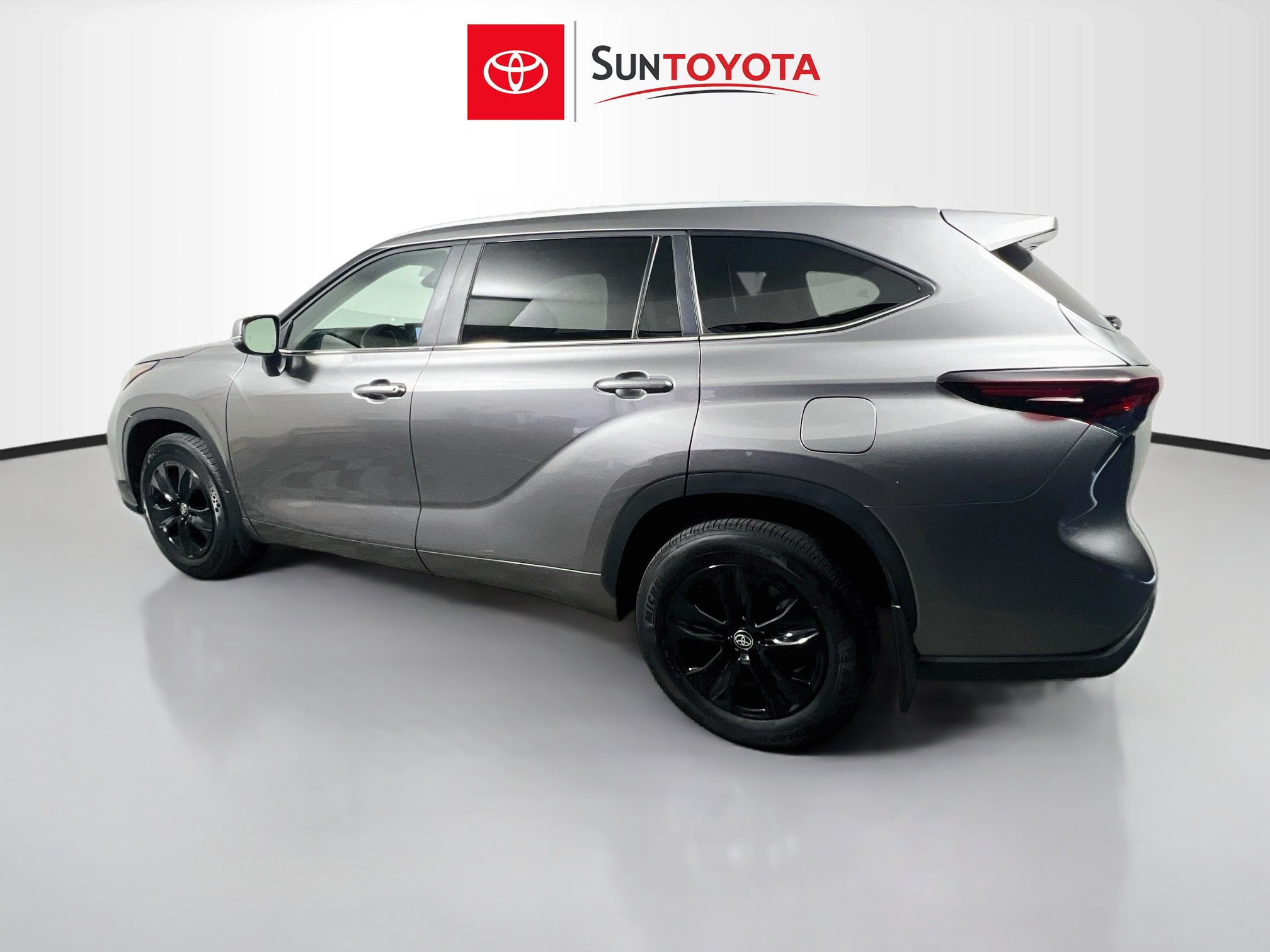 Used 2026 Toyota Highlander XLE AWD/4WD image 6