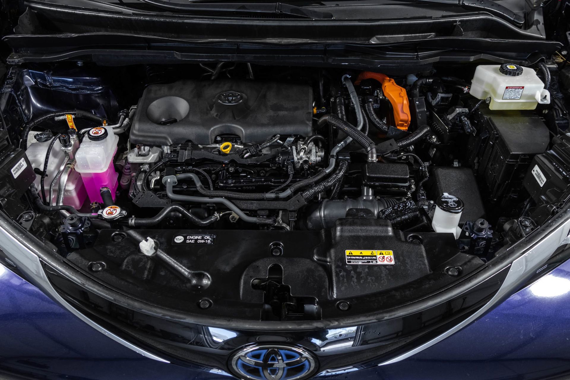 Used 2025 Toyota Sienna Platinum AWD/4WD image 49