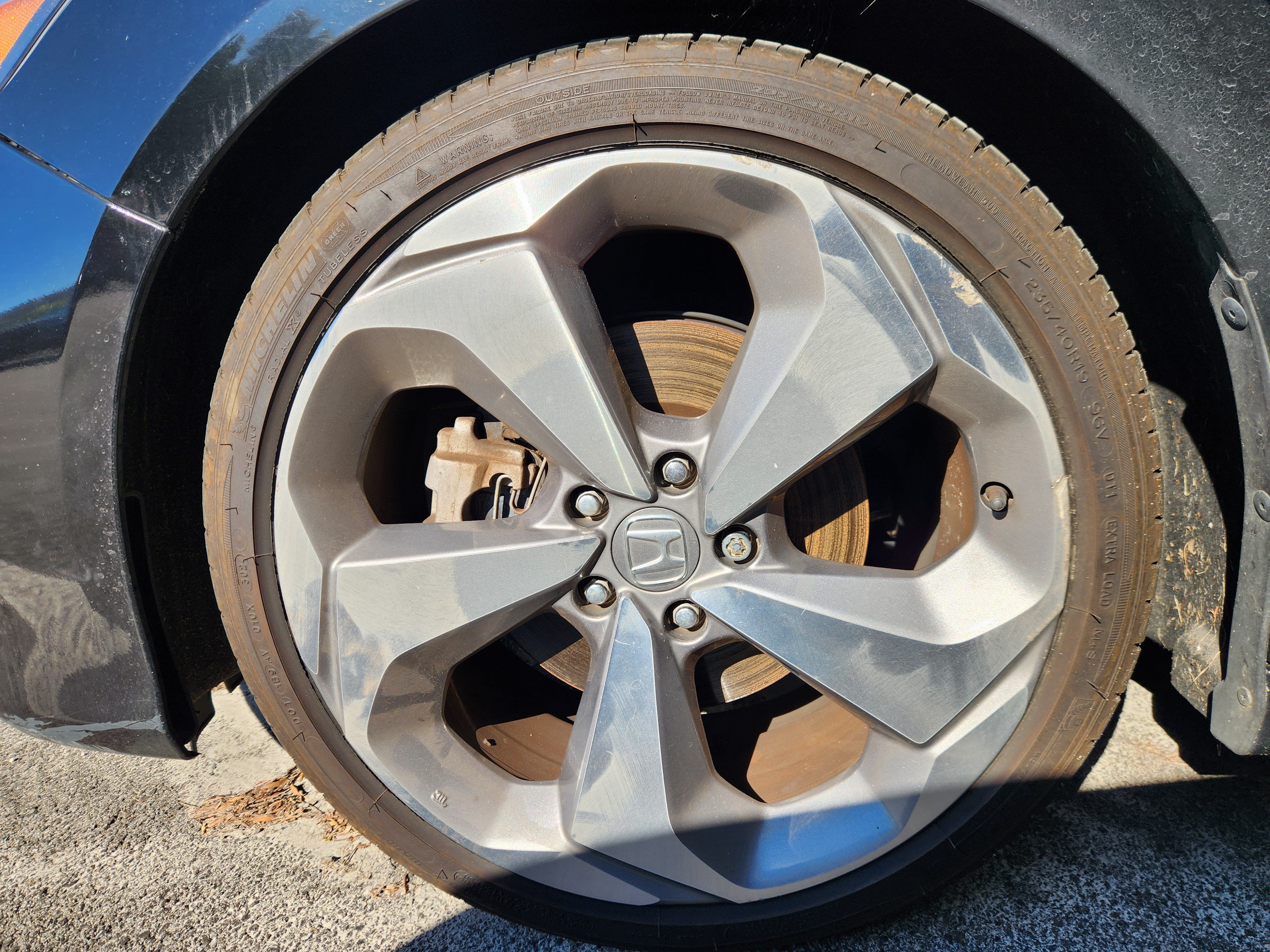 Used 2018 Honda Accord Touring image 5