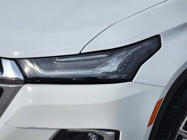 Used 2023 Chevrolet Traverse LT image 9