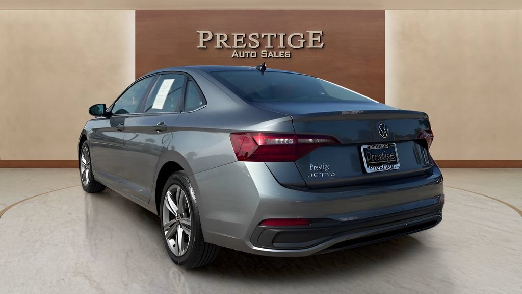 Used 2024 Volkswagen Jetta SE FWD image 25