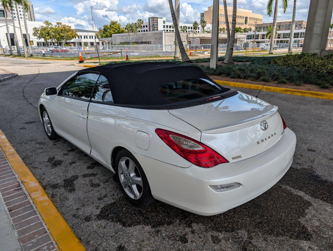 Used 2008 Toyota Solara SE image 8