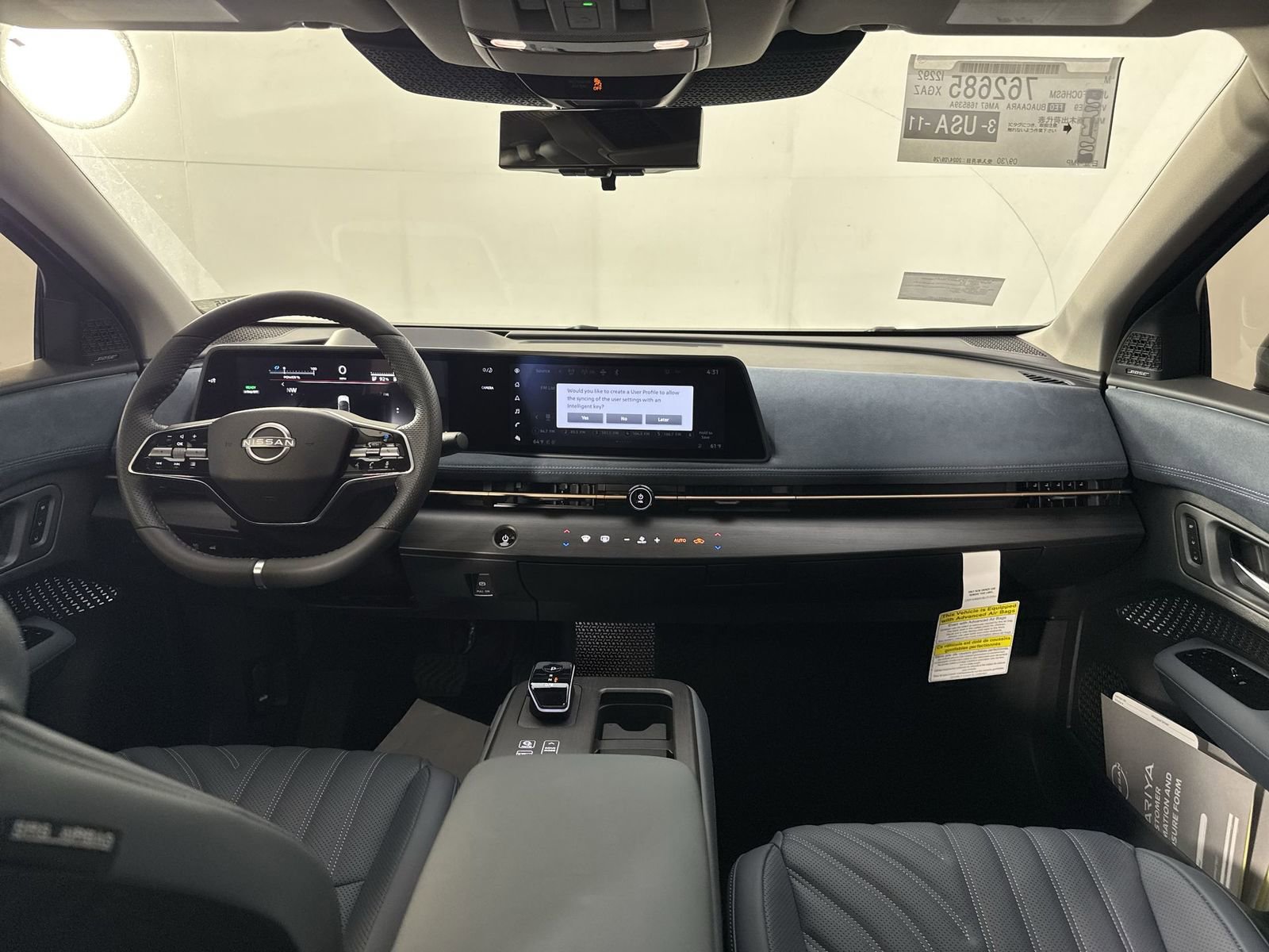 New 2025 Nissan Ariya Platinum image 24