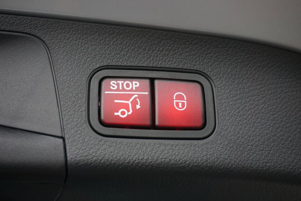 Certified 2026 Mercedes-Benz GLA 250 image 76