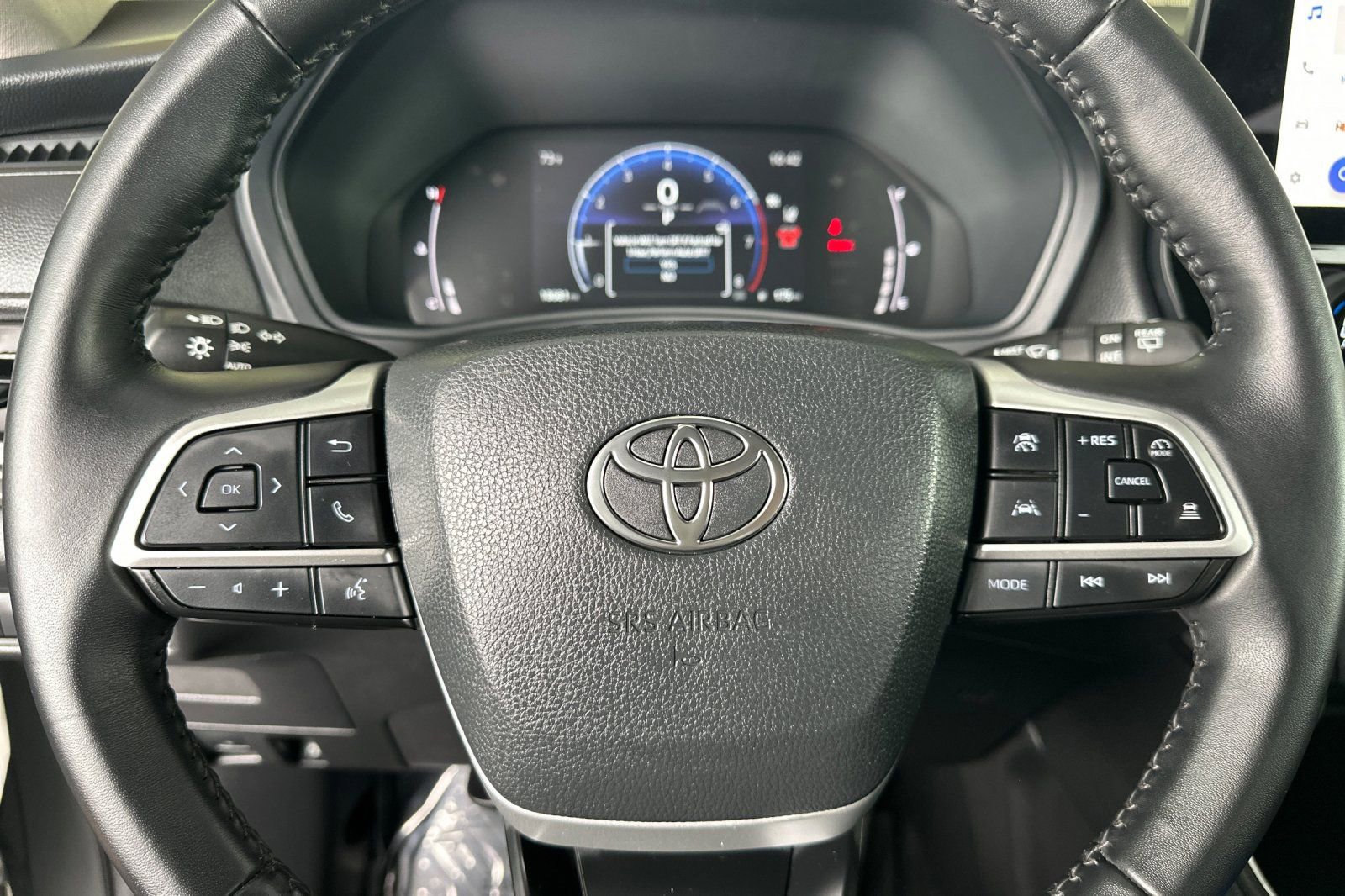 Used 2025 Toyota Grand Highlander FWD image 28