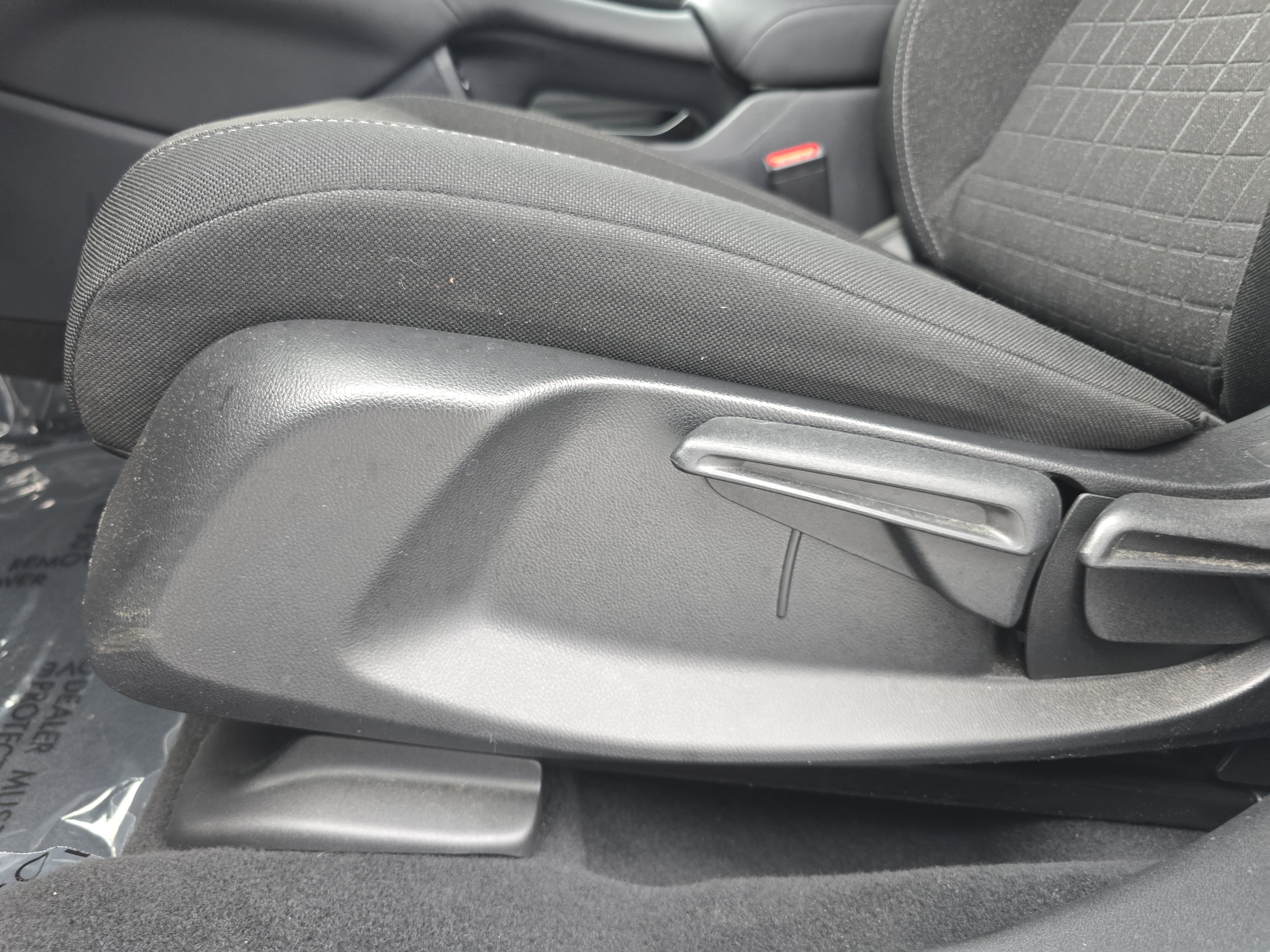 Used 2024 Honda HR-V LX image 28
