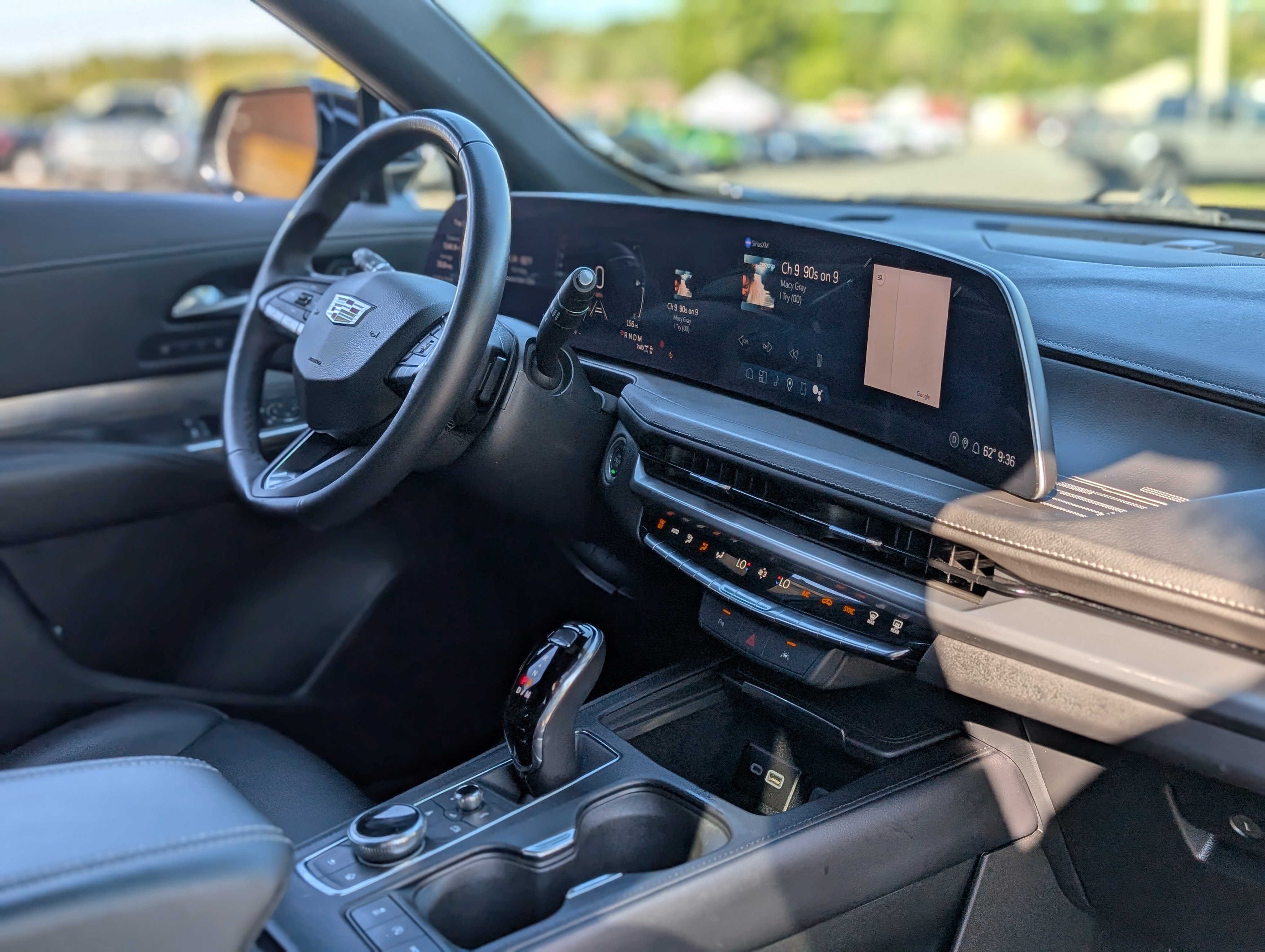 Used 2024 Cadillac XT4 Premium Luxury image 43