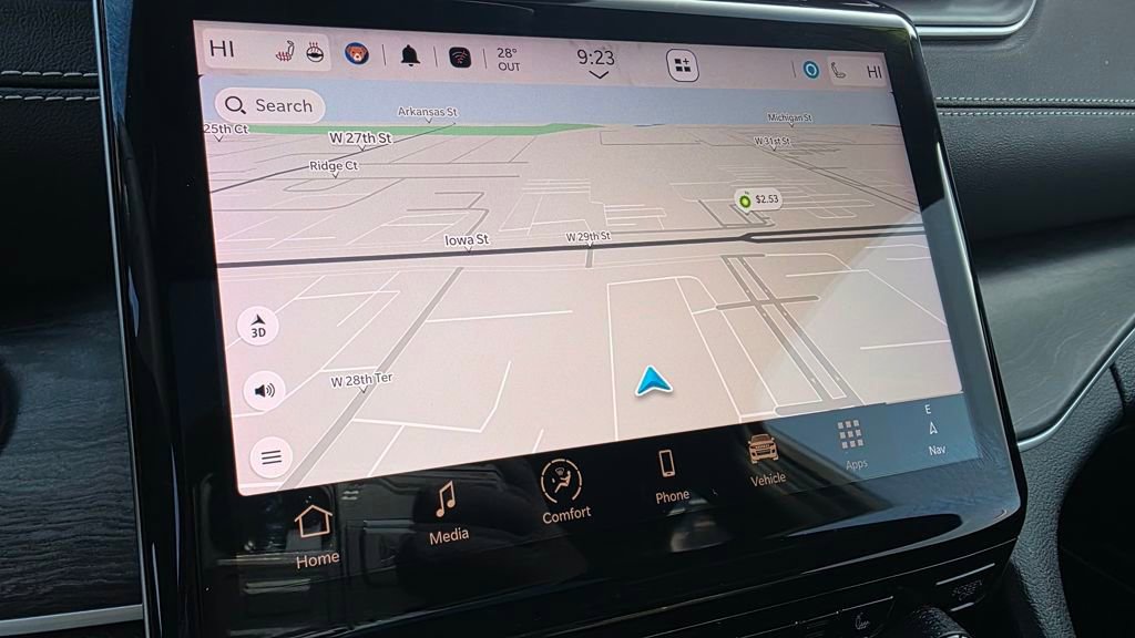 Used 2024 Jeep Grand Cherokee L Limited w/ Black Appearance Package image 38