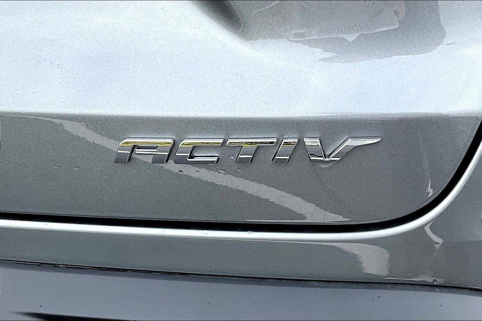 New 2026 Chevrolet Trax ACTIV w/ Sunroof Package image 8