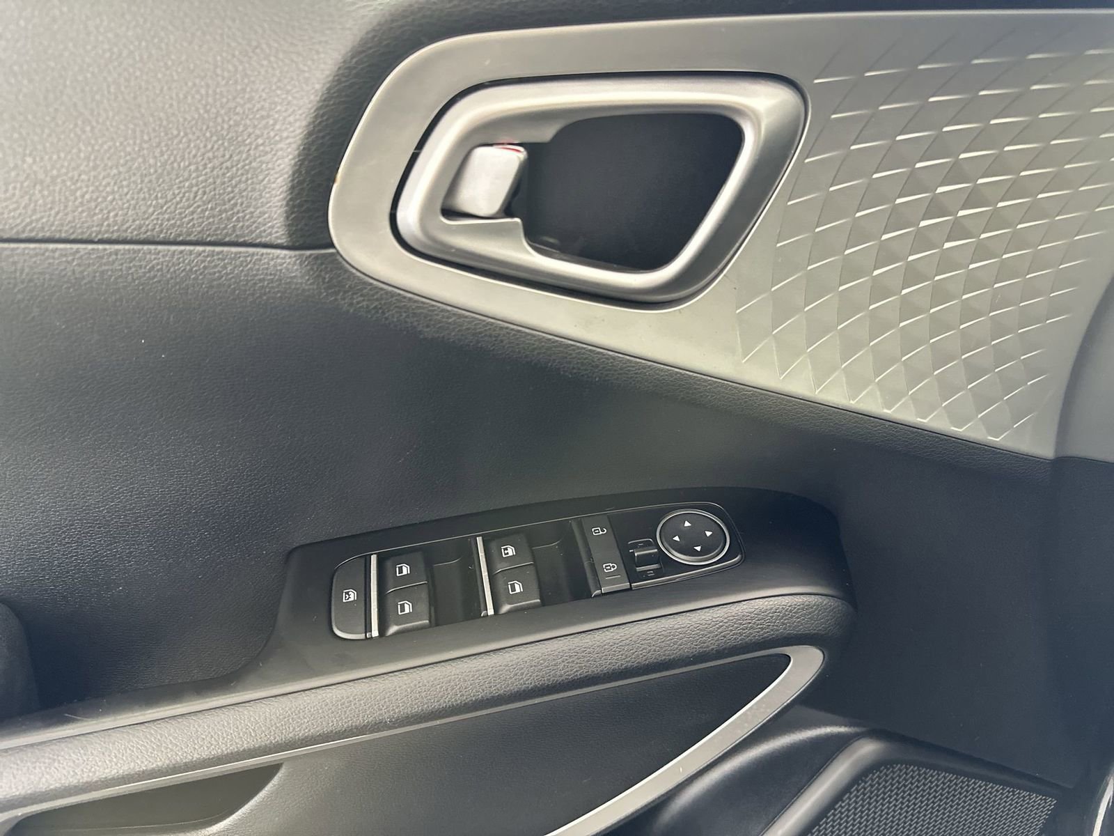 Used 2022 Kia Soul LX w/ Technology Package image 17