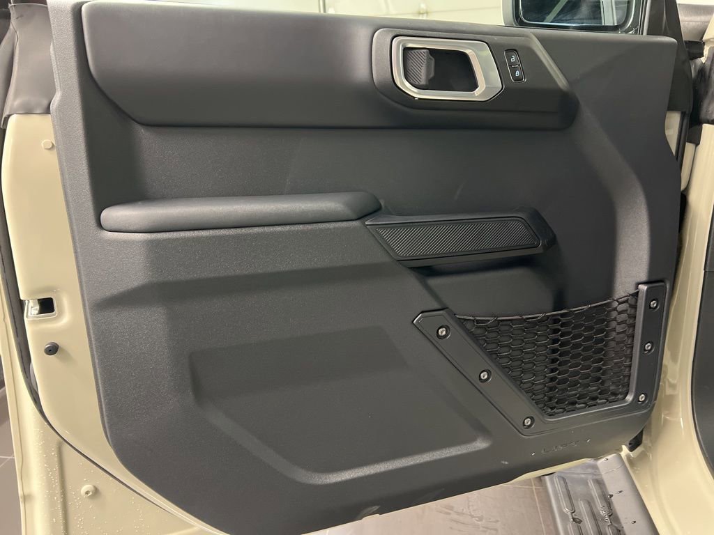 New 2026 Ford Bronco Outer Banks image 32