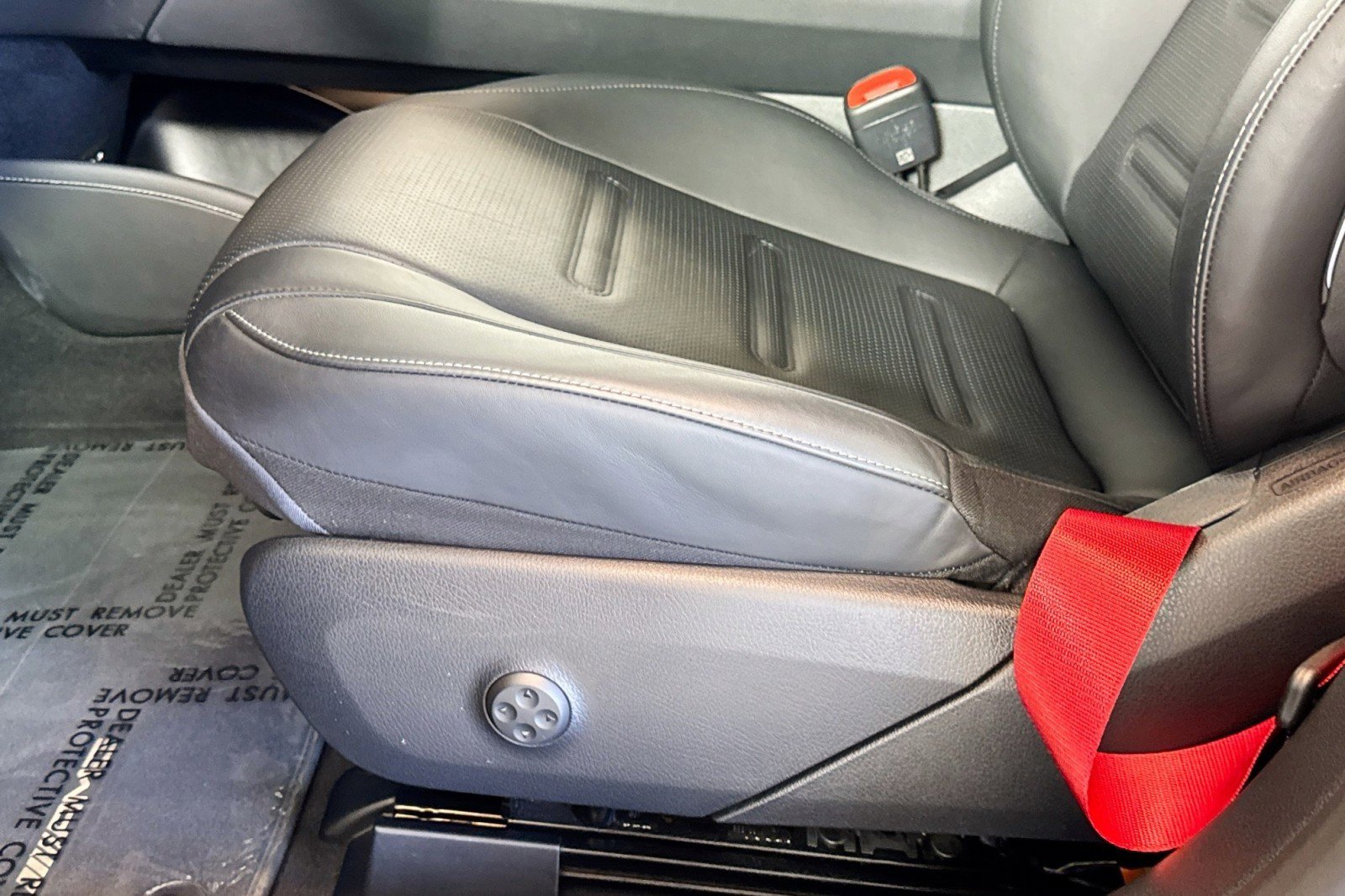 Certified 2023 Mercedes-Benz EQE AMG 4MATIC Sedan image 18