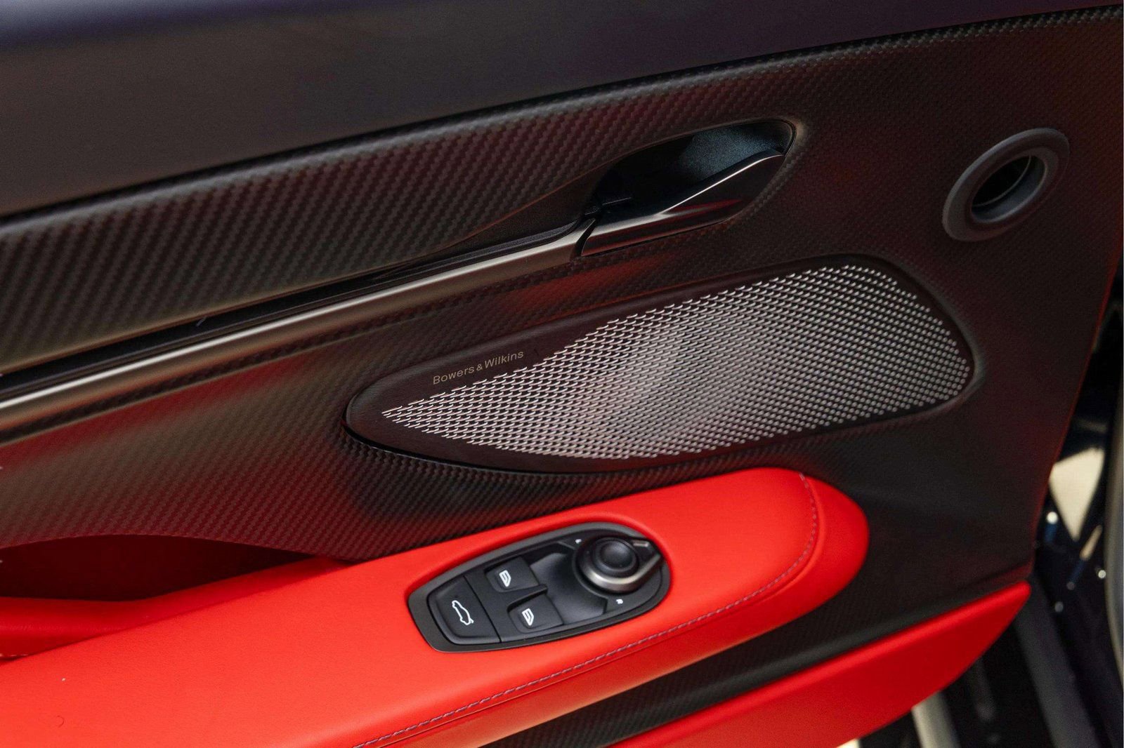 New 2026 Aston Martin Vanquish Convertible image 23