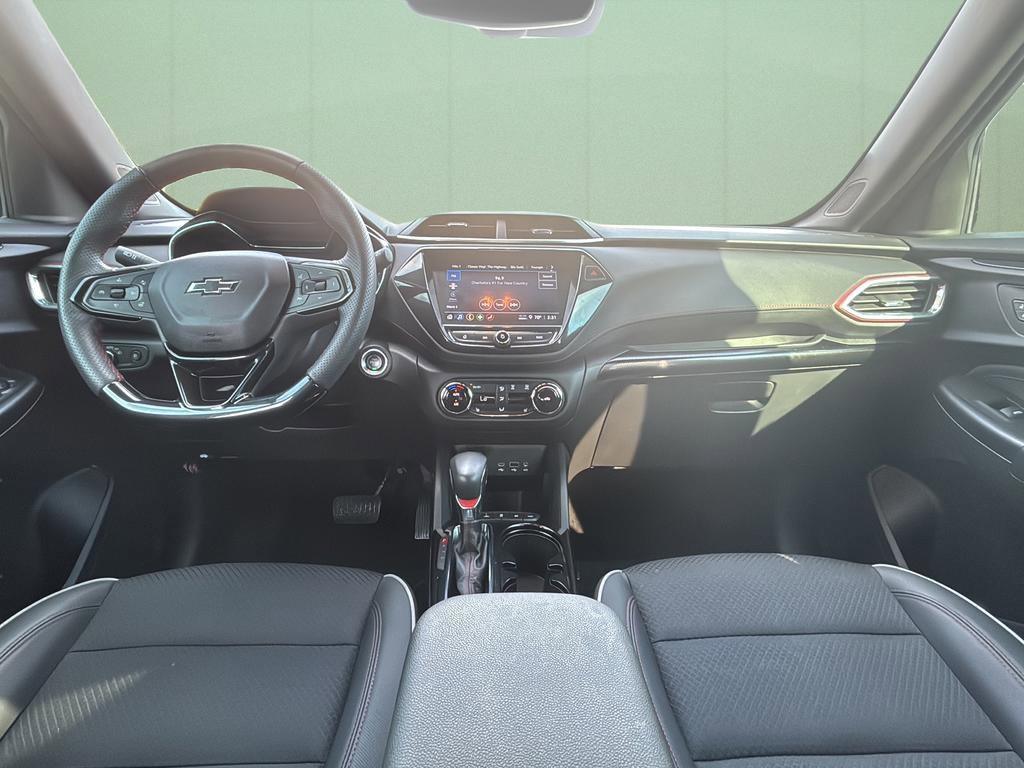 Used 2023 Chevrolet TrailBlazer RS w/ Convenience Package image 23