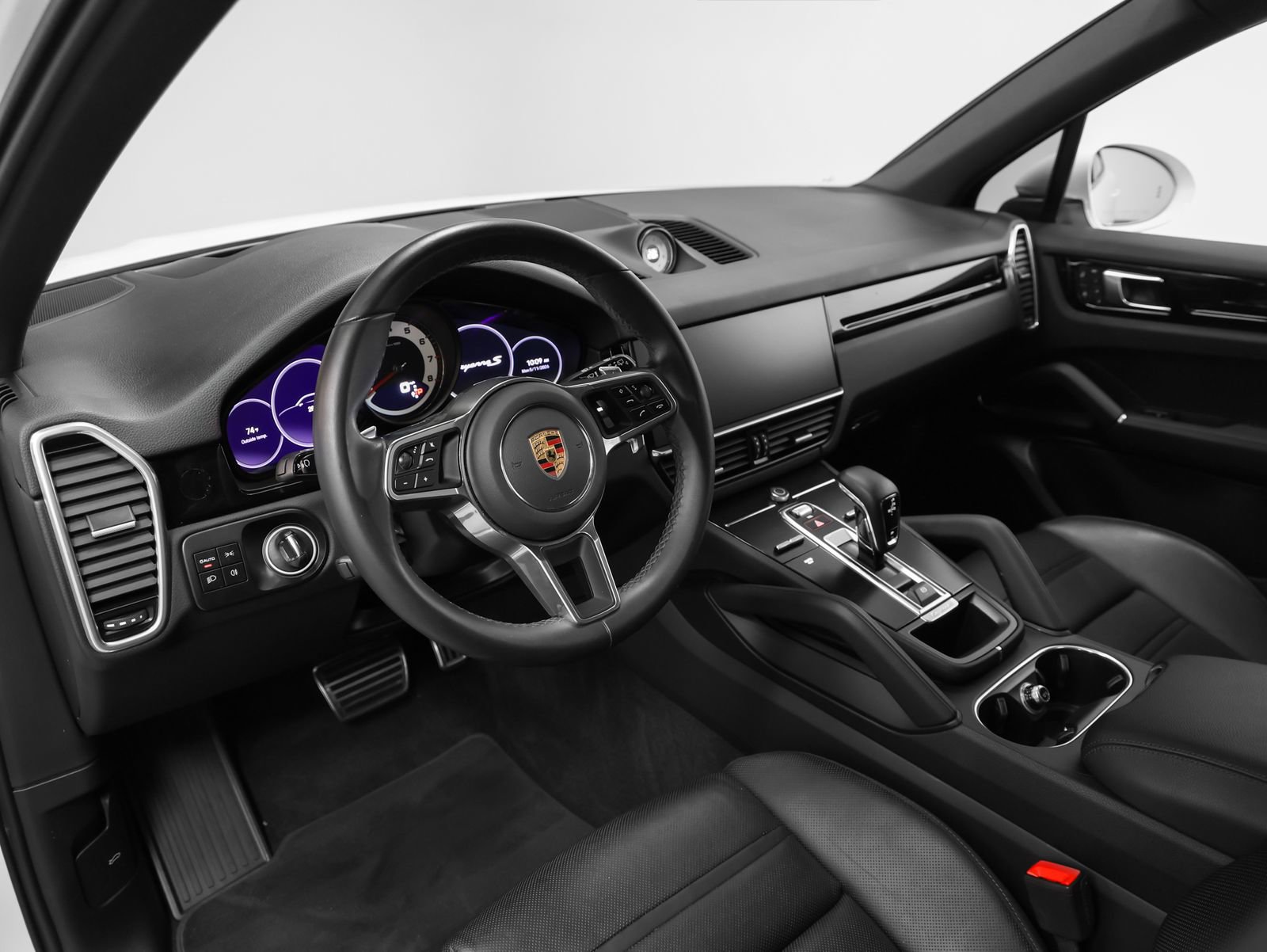 Certified 2023 Porsche Cayenne S AWD/4WD image 4