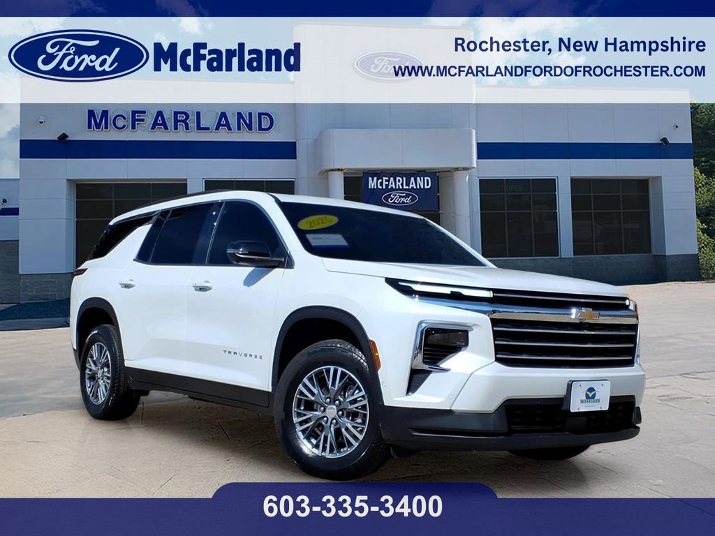 Used 2025 Chevrolet Traverse LT w/ Enhanced Driving Package AWD/4WD image 1