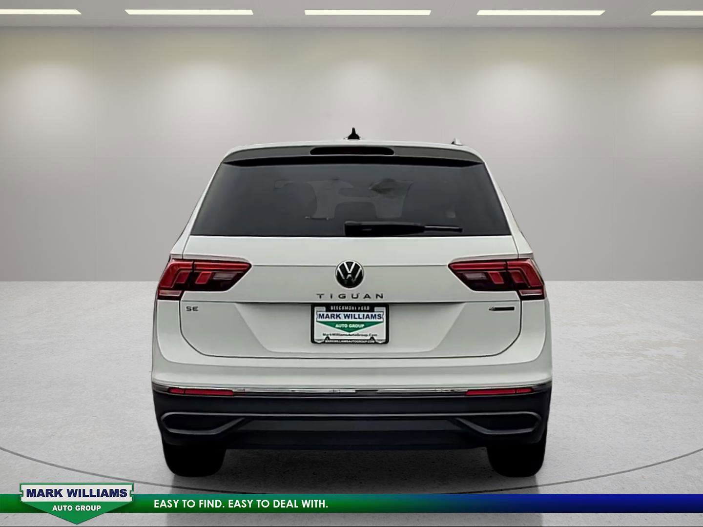 Used 2024 Volkswagen Tiguan SE image 7