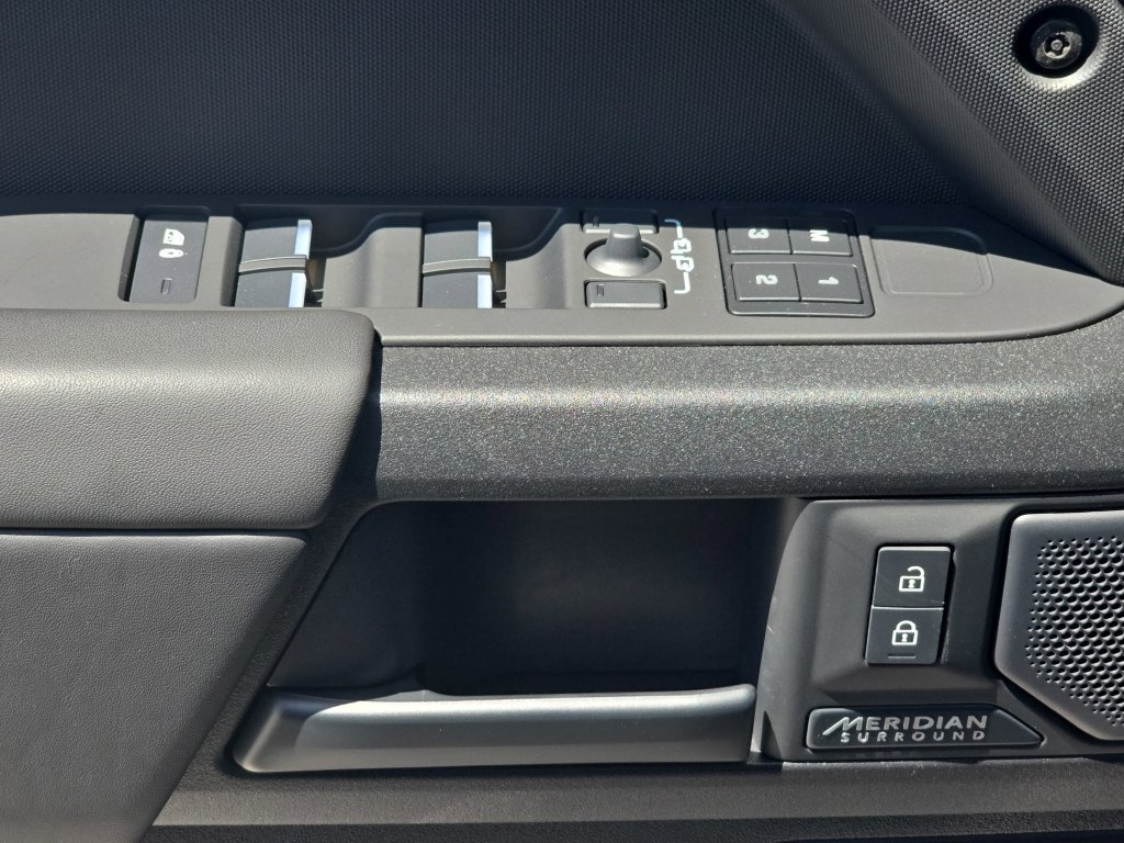 New 2026 Land Rover Defender 110 OCTA AWD/4WD image 29