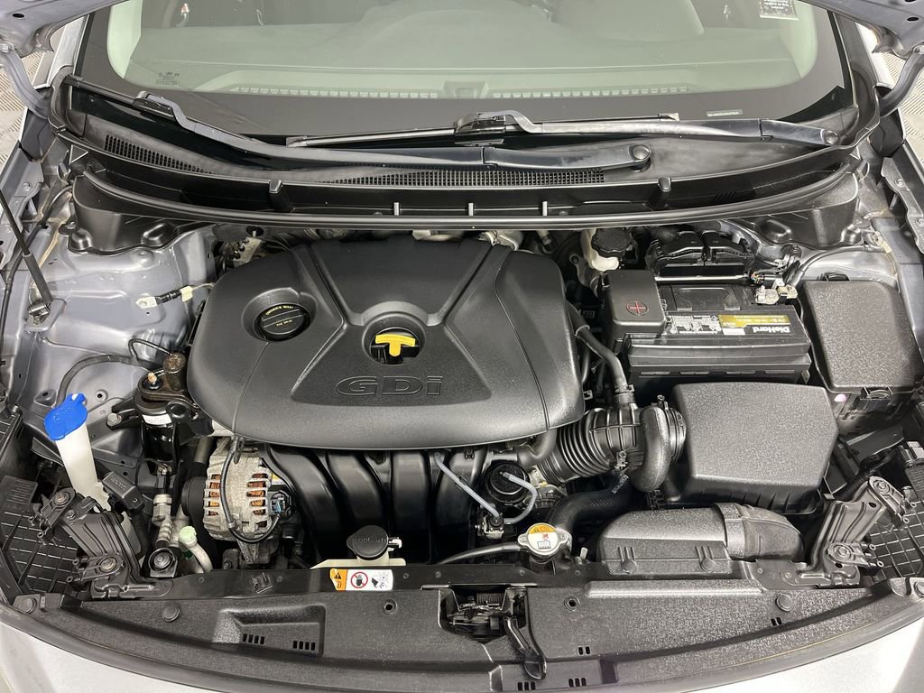 Used 2017 Hyundai Elantra GT FWD image 23