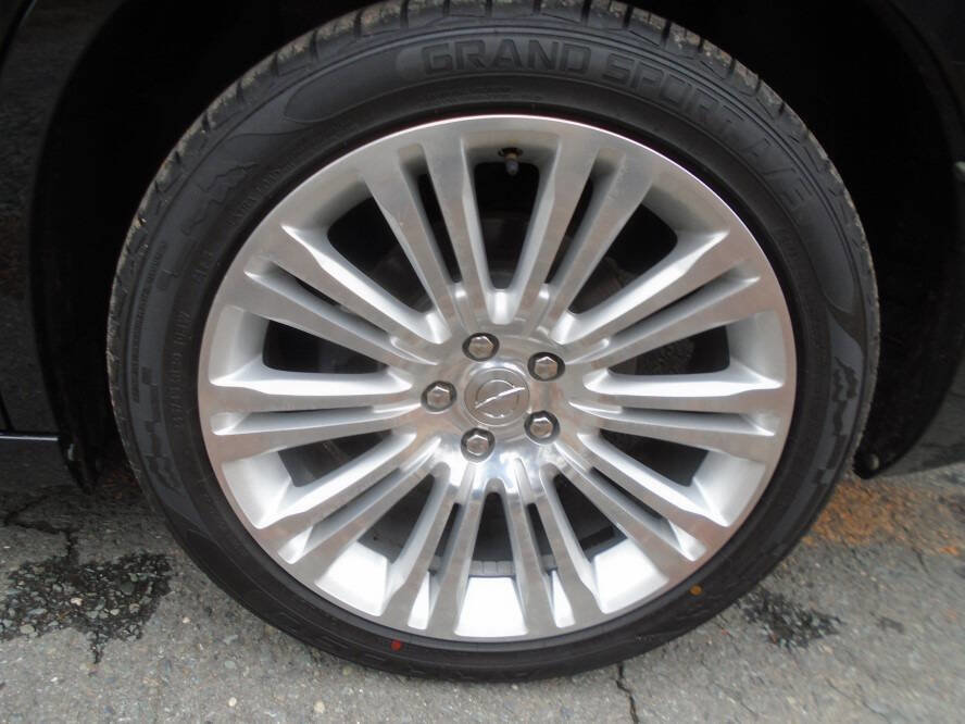 Used 2013 Chrysler 300 C w/ Harman Kardon Audio Group image 31