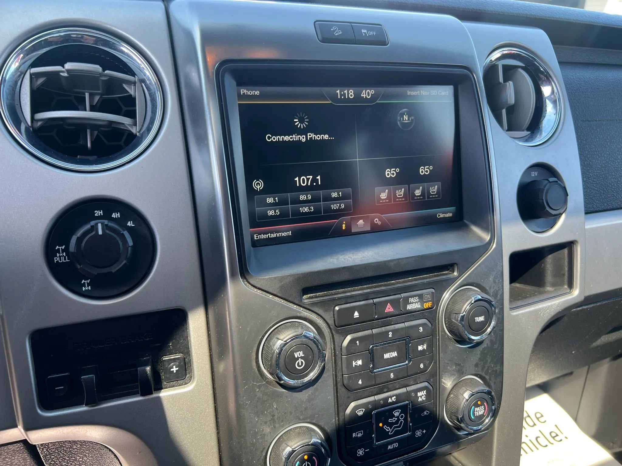 Used 2014 Ford F150 FX4 w/ Equipment Group 402A Luxury image 20