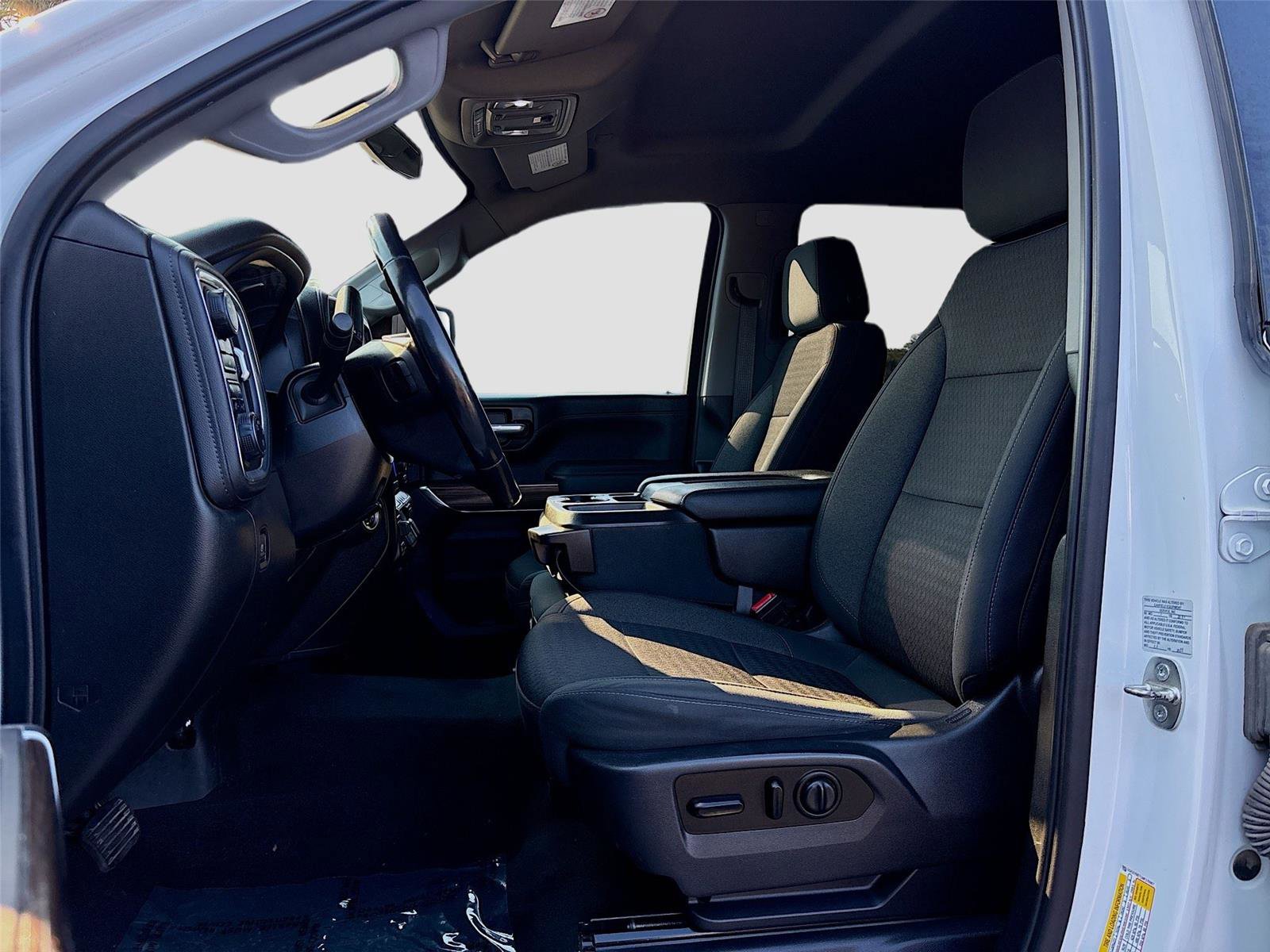Used 2021 Chevrolet Silverado 2500 LT w/ Convenience Package image 21